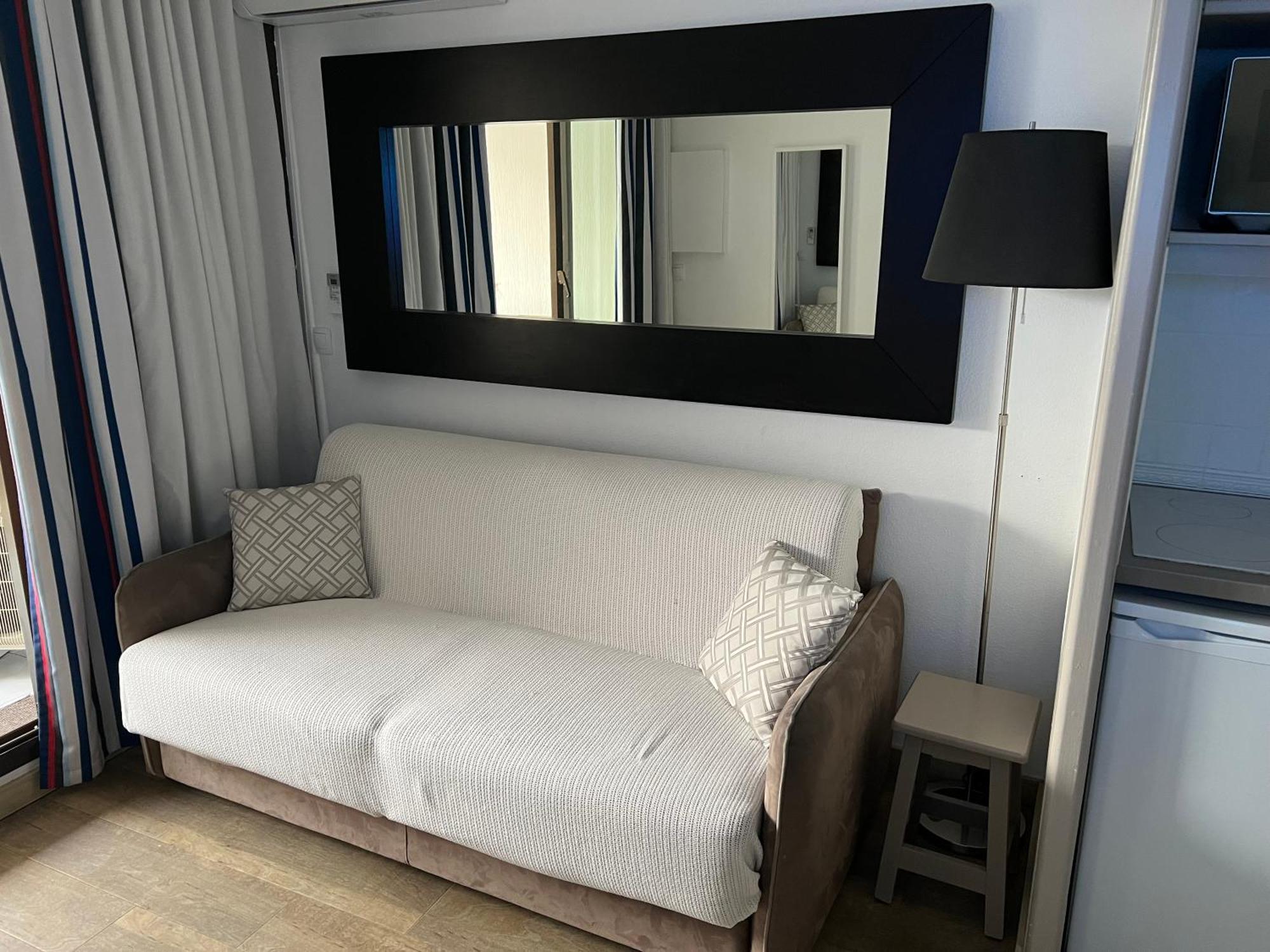 Appartement Bord De Mer Residence L'Ange Gardien Вильфранш-сюр-Мер Экстерьер фото
